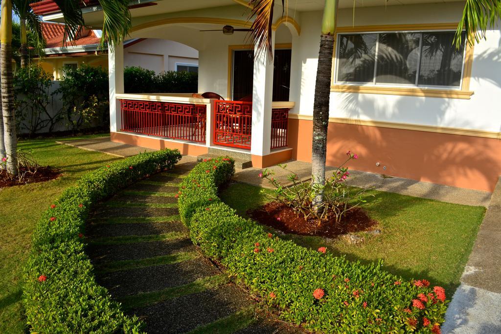Olivia Resort Serviced Apartments And Bungalows Panglao Exteriör bild