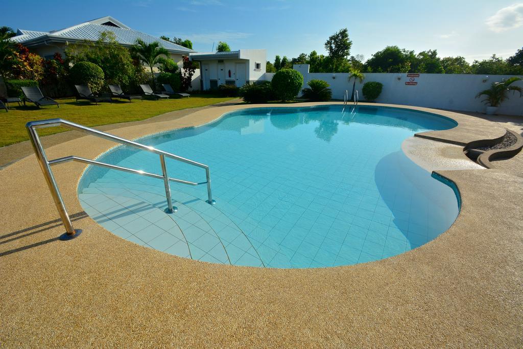 Olivia Resort Serviced Apartments And Bungalows Panglao Exteriör bild