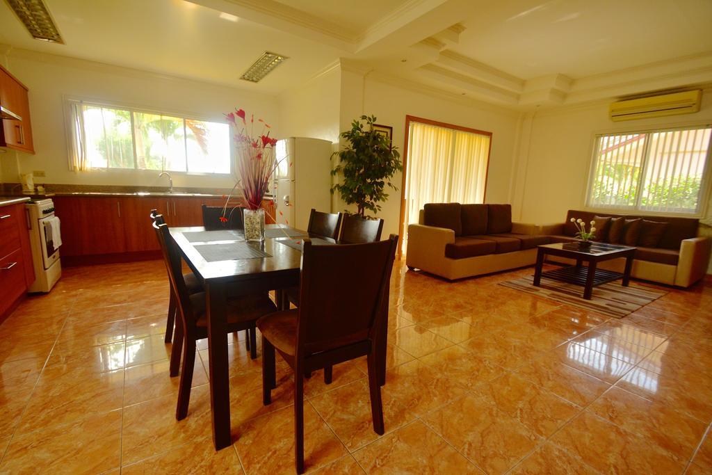 Olivia Resort Serviced Apartments And Bungalows Panglao Exteriör bild