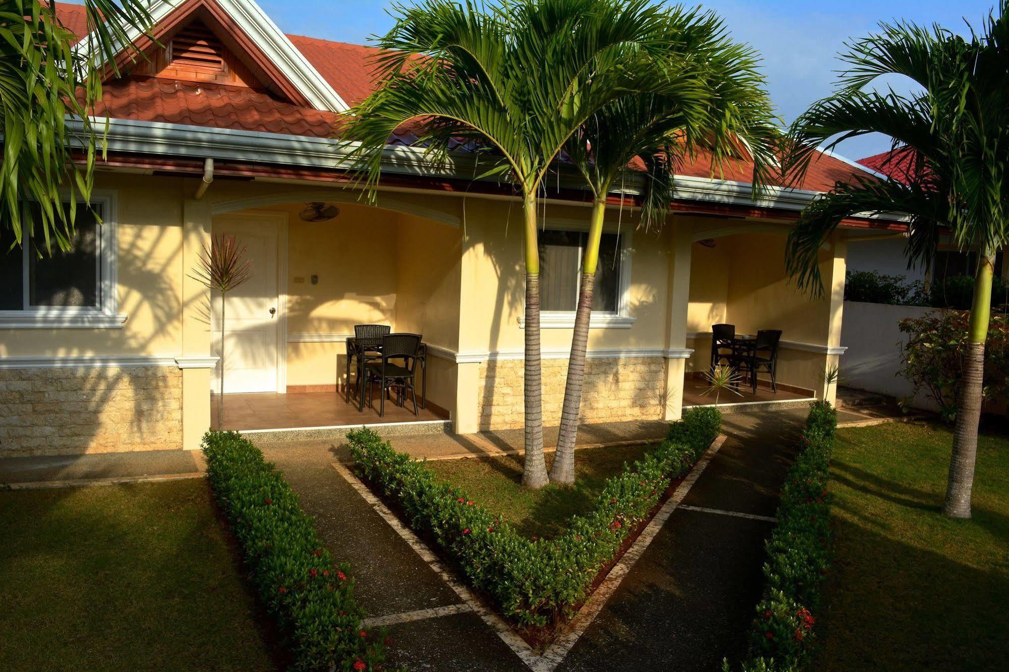 Olivia Resort Serviced Apartments And Bungalows Panglao Exteriör bild