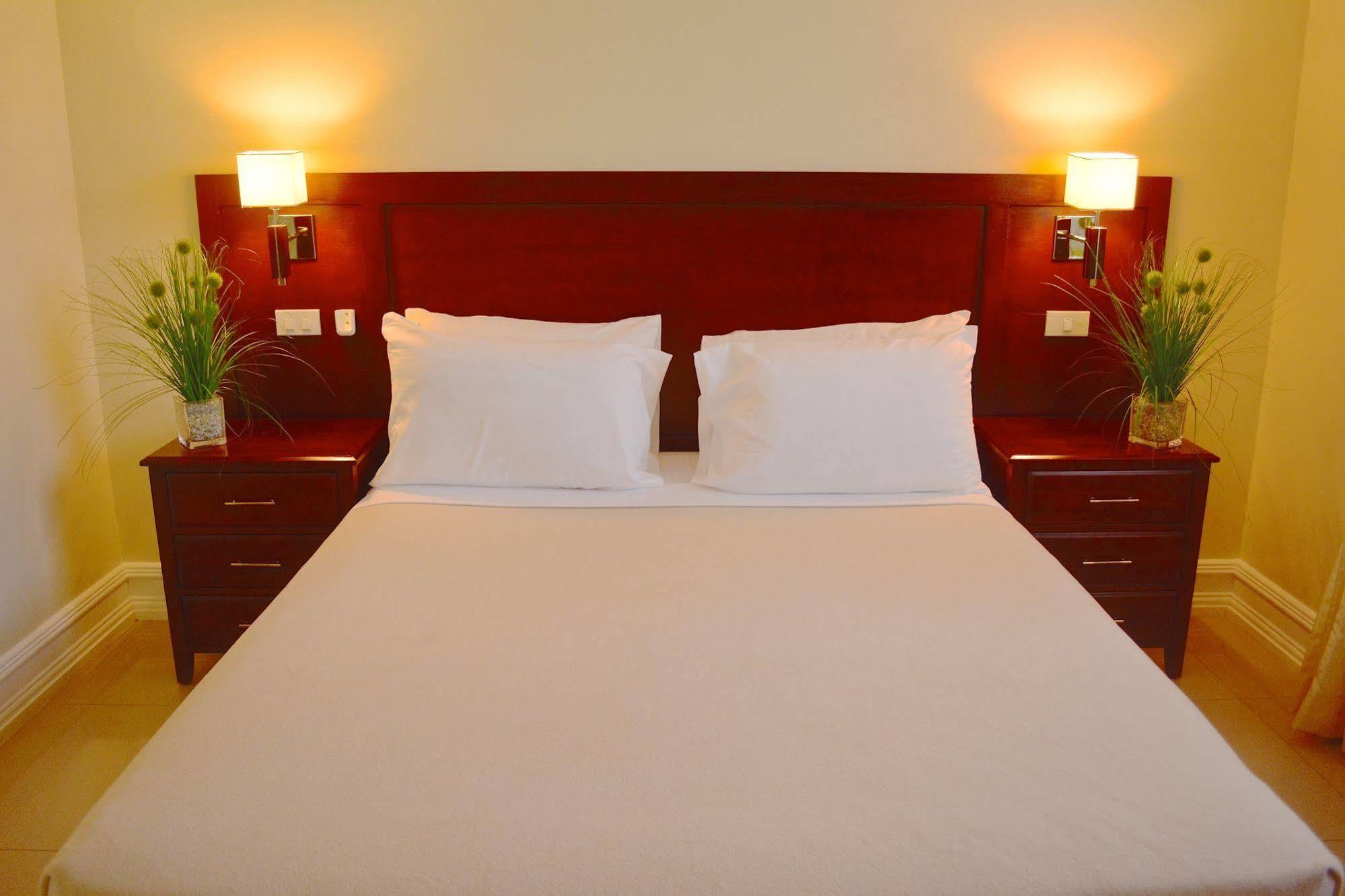 Olivia Resort Serviced Apartments And Bungalows Panglao Exteriör bild