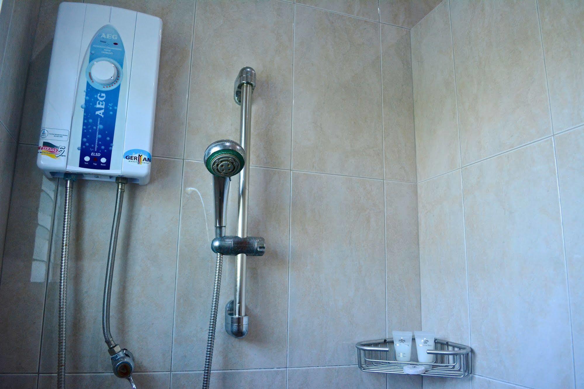 Olivia Resort Serviced Apartments And Bungalows Panglao Exteriör bild